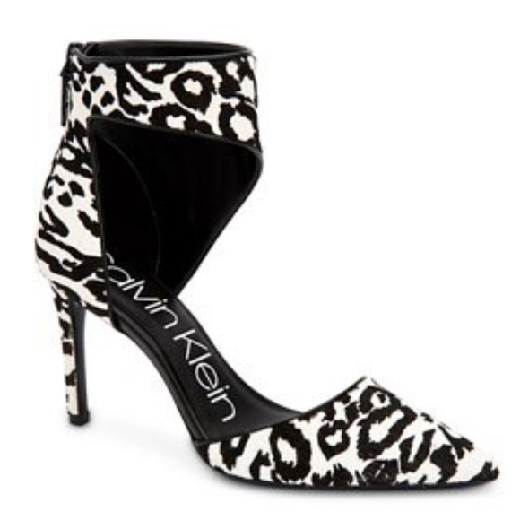 Calvin Klein
Rajon Leopard Haircalf Pumps - Picture 1 of 4